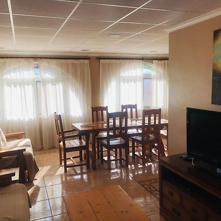 גראן אלקנט Villa With Super Swimming Pool מראה חיצוני תמונה